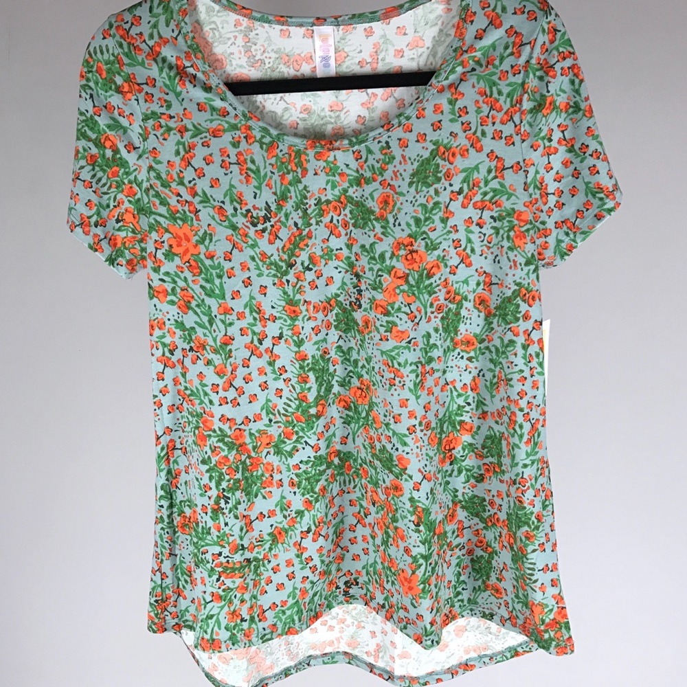 LuLaRoe Classic Tee - M - Floral